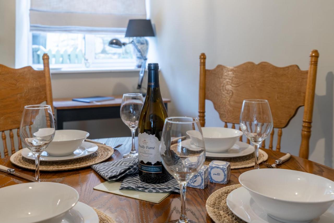 Cotswold Way Cottage Страуд Экстерьер фото