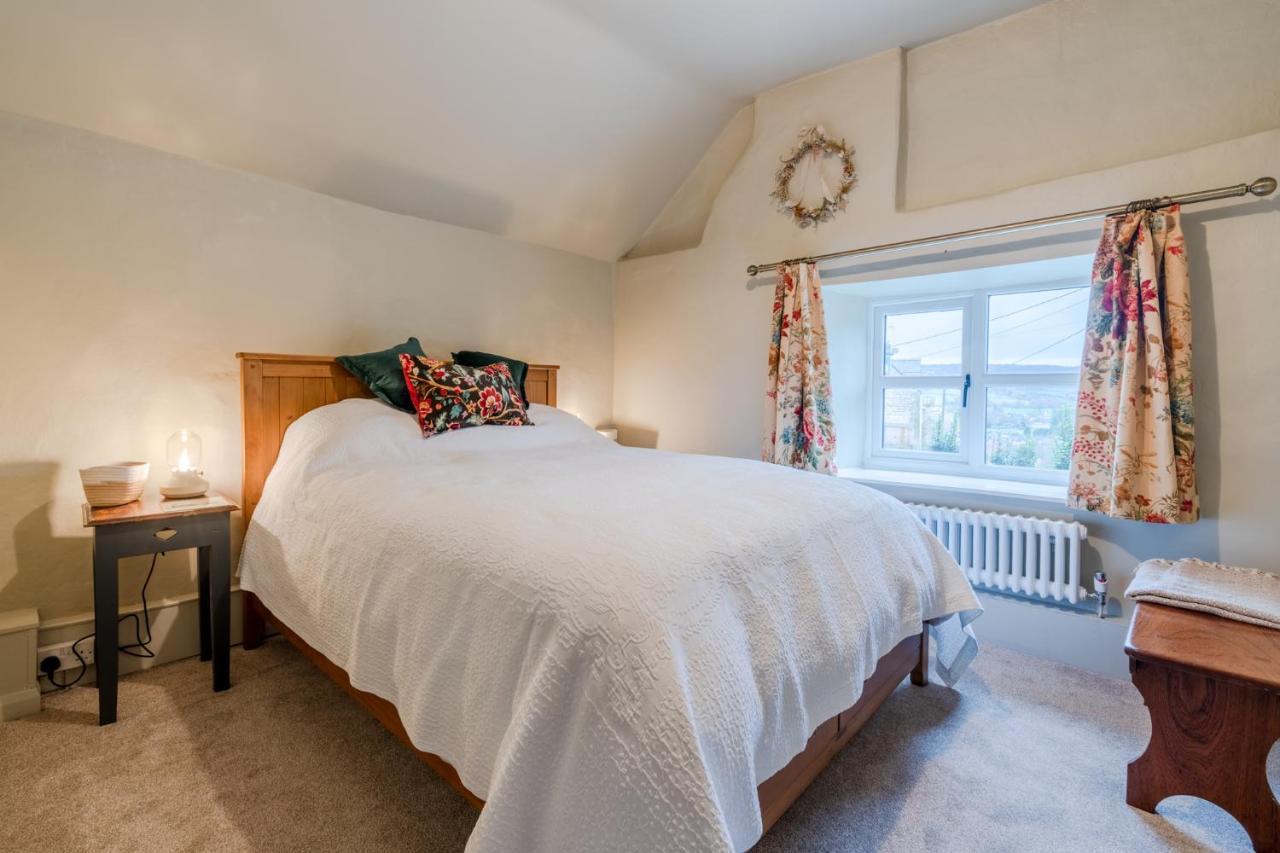 Cotswold Way Cottage Страуд Экстерьер фото
